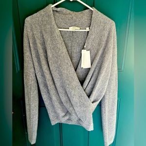 Vince gray cashmere cross sweater - size S